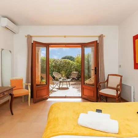 Le Jardin Du Poète Yourhosthelper Casa vacanze Sainte-Maxime