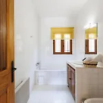 Holiday home Le Jardin Du Poete Yourhosthelper *