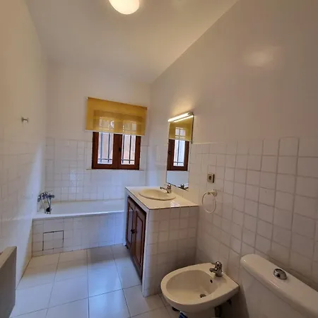 Le Jardin Du Poete Yourhosthelper *